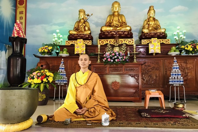 The 12th retreat “Practice as the Buddha's Teachings” at Dong Cao Pagoda